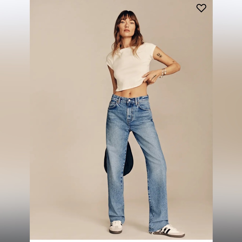 Val 90s Mid Rise Straight Jeans